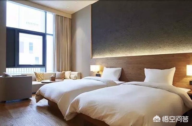 无设计不装修可以吗-现代装修似乎开始流行一股风潮，客厅无主灯的设计，你喜欢吗？