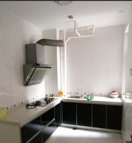 100平简装得多少钱-100平房子装修乳胶漆和集成板哪个划算？