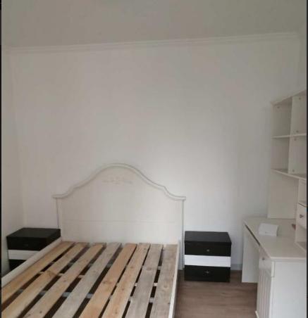 100平简装得多少钱-100平房子装修乳胶漆和集成板哪个划算？