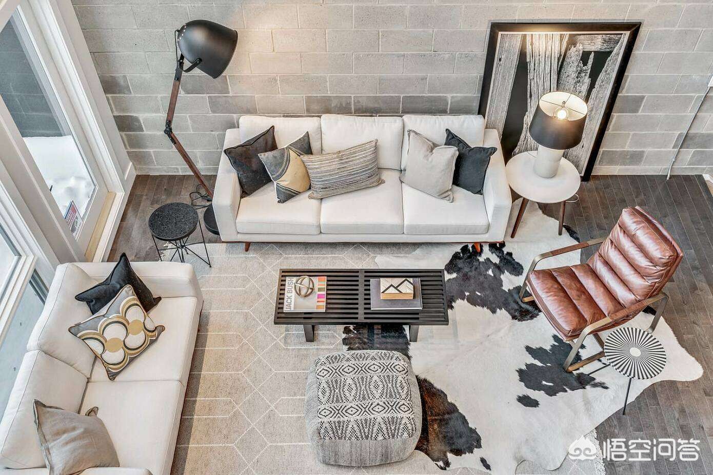 装修吊顶一般多少钱-吊顶安装工一年的收入？